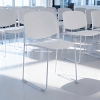 Konferenzstuhl Nadya, stapelbar und sehr praktisch